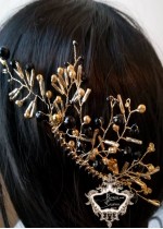Абитуриентска украса за коса- гребенче с черни кристали- Belle Epoque